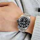 Rolex Submariner Oystersteel Ref# 124060
